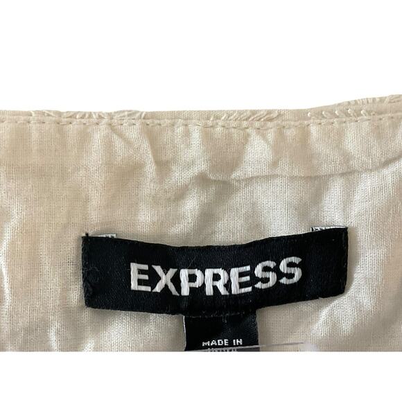 NWT Express Women’s 14 White Embroidered Skirt Ruffle Hem Cotton Side Zip New - Picture 3 of 12